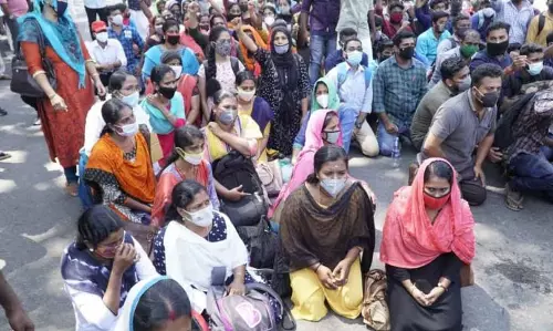 സര്‍ക്കാരുമായി നടത്തിയ ചര്‍ച്ചയുടെ ഫലം കാത്ത്  ഉദ്യോഗാര്‍ഥികള്‍; തീരുമാനം അനുകൂലമല്ലെങ്കില്‍ നാളെ മുതല്‍ നിരാഹാരം