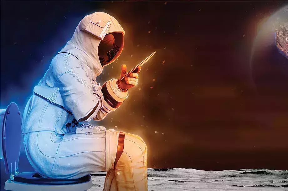 ചന്ദ്രനിലൊരു ശുചിമുറി വേണം, സഹായിക്കുന്നവര്‍ക്ക് നാസയുടെ 15 ലക്ഷം