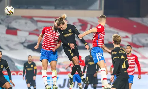 18 മിനിറ്റിനിടെ ബാഴ്‌സ നേടിയത് അഞ്ചു ഗോളുകൾ; ഗ്രനഡയ്‌ക്കെതിരെ തകർപ്പൻ ജയം- കംബാക്ക് കിങ്‌സ്