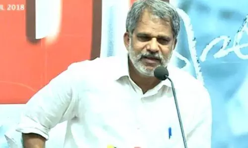 ക്രിമിനലുകളെ ഇറക്കി ഭരണത്തിന്‍റെ  അവസാന നാളുകളില്‍ കലാപമുണ്ടാക്കാനാണ് കോണ്‍ഗ്രസ് ശ്രമമെന്ന് എ. വിജയരാഘവൻ