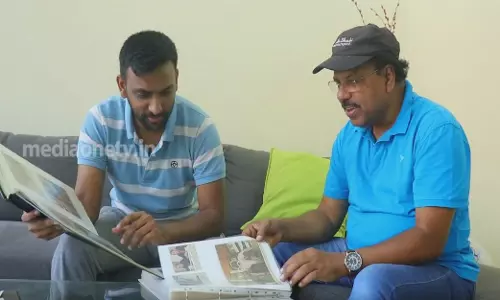 അഹമ്മദ് കുട്ടി പ്രവാസത്തോട് വിടപറയുകയാണ് 