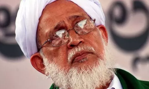 ചെമ്പരിക്ക ഖാസി വധത്തിന് 11 വയസ്; നീതി വൈകുന്നതിനെതിരെ പേരമകന്‍ സലിം ദേളി