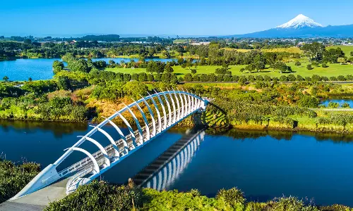 ന്യൂസിലാന്‍ഡിലെ ന്യൂപ്ലിമൌത്തിലെ വിശേഷങ്ങളുമായി ഡോണ മരിയയും ശ്യാമും