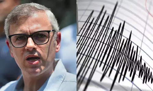 കമ്പിളി പുതപ്പുമായി ഇറങ്ങിയോടി; ഭൂചലനത്തില് ഉമര് അബ്ദുള്ളയുടെ പ്രതികരണം കമ്പിളി പുതപ്പുമായി ഇറങ്ങിയോടി; ഭൂചലനത്തില് ഉമര് അബ്ദുള്ളയുടെ പ്രതികരണം