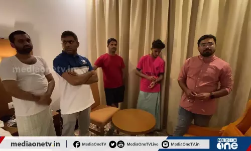 യാത്രാവിലക്കില്‍ കുടുങ്ങി കുറെ പ്രവാസി ജീവിതങ്ങള്‍ | Weekend Arabia|