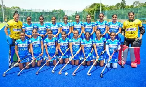 ഒളിമ്പിക്സ് യോഗ്യത പരമ്പരയില്‍ ഫൈനല്‍ ഉറപ്പിച്ച് ഇന്ത്യന്‍ വനിത ഹോക്കി ടീം
