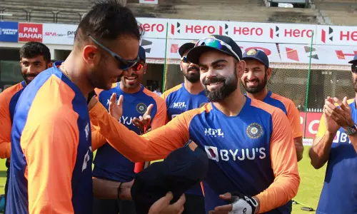 ടോസ് ജയിച്ചു; ഇംഗ്ലണ്ടിനെതിരെ ബാറ്റിങ് തെരഞ്ഞെടുത്ത് ഇന്ത്യ