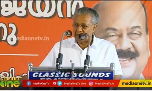 പാലായിൽ തമ്പടിച്ച് പിണറായി