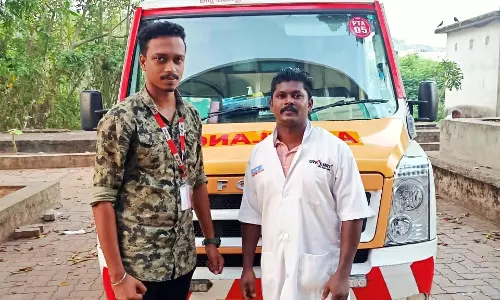 ആശുപത്രിയിലേക്കുള്ള യാത്രാമധ്യേ കനിവ് 108 ആംബുലൻസില്‍ യുവതിയുടെ പ്രസവം