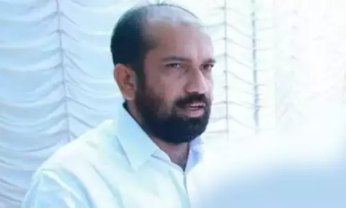 അനില്‍ അക്കര വീട് മുടക്കിയെന്ന് ഡിവൈഎഫ്ഐ; താൻ കാരണം ആര്‍ക്കെങ്കിലും വീട് നഷ്ടപ്പെട്ടെങ്കിൽ വീട് നല്‍കുമെന്ന് എംഎല്‍എ