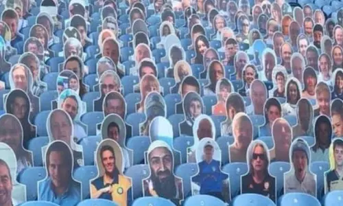 ഗാലറിയില്‍ ബിന്‍ ലാദന്‍! ഇംഗ്ലീഷ് ക്ലബ് വിവാദത്തില്‍