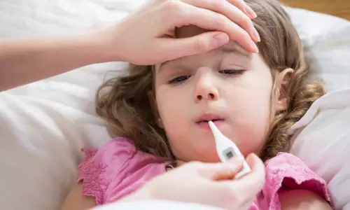 തക്കാളിപ്പനി വന്നാല്‍ കുഞ്ഞുങ്ങളെ പരിചരിക്കേണ്ട രീതികള്‍