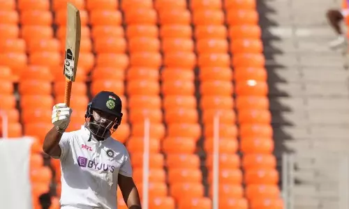 പന്തിന് സെഞ്ച്വറി; ലീഡ് പിടിച്ച് ഇന്ത്യ