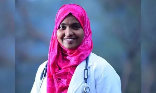 ഹാദിയയെ കാണാൻ മാതാപിതാക്കളെത്തി ഹാദിയയെ കാണാൻ മാതാപിതാക്കളെത്തി