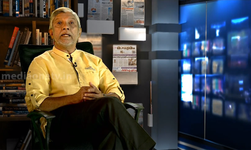 മോദിയുടെ കണ്ണീരും അദ്ദേഹം കാണാതെ പോയ കണ്ണീർ കടലുകളും