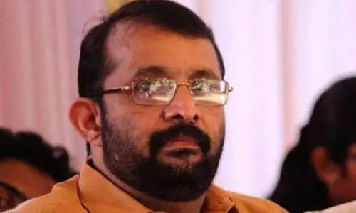 ഉറപ്പാണ് കേരളം ഉറപ്പായും വേണം ശ്രീരാമകൃഷ്ണൻ: പൊന്നാനിയില്‍ പോസ്റ്റര്‍