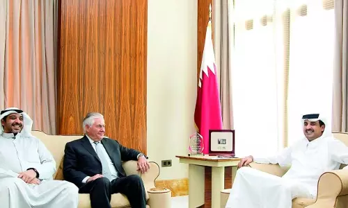ഖത്തര്‍ - കുവൈത്ത് ബന്ധം ഊഷ്മളമാക്കാന്‍ ഭരണാധികാരികളുടെ കൂടിക്കാഴ്ച്ച
