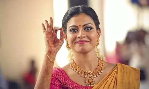 ഒരു പണിയുമില്ലേ?; കോണ്ഗ്രസിലേക്കെന്ന പ്രചാരണത്തിനെതിരെ അനുശ്രീ ഒരു പണിയുമില്ലേ?; കോണ്ഗ്രസിലേക്കെന്ന പ്രചാരണത്തിനെതിരെ അനുശ്രീ