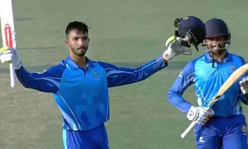 തുടര്‍ച്ചയായ നാല് മത്സരങ്ങളില്‍ സെഞ്ച്വറി; റെക്കോര്‍ഡിന്‍റെ പടികള്‍ കയറി പടിക്കല്‍