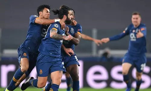 ജയിച്ചിട്ടും യുവന്റസ് പുറത്ത്, എഫ്‌സി പോർട്ടോ ചാമ്പ്യൻസ് ലീഗ് ക്വാർട്ടറിൽ