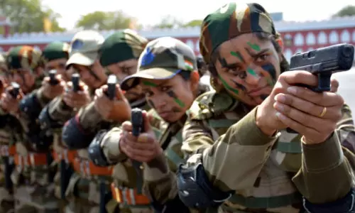 തെരഞ്ഞെടുപ്പ് പ്രഖ്യാപനത്തിനു മുമ്പേ ബംഗാളിൽ വൻതോതിൽ സൈനിക വിന്യാസം