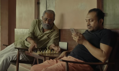 അച്ഛനും മകനുമായി സുരാജും സൗബിനും; ആന്‍ഡ്രോയിഡ് കുഞ്ഞപ്പനിലെ രസകരമായ പാട്ട് കാണാം