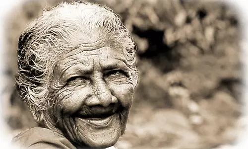 അമ്മച്ചിയോട് കഥകള്‍ പറയാനെത്തിയ പാത്തുത്ത...