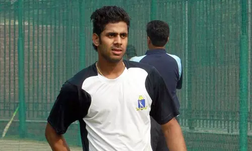 ക്രിക്കറ്റ് താരം മനോജ് തിവാരി തൃണമൂൽ കോൺഗ്രസിൽ ക്രിക്കറ്റ് താരം മനോജ് തിവാരി തൃണമൂൽ കോൺഗ്രസിൽ