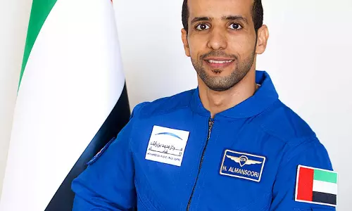 തയാറെടുപ്പുകൾ പൂർത്തിയായി;   അല്‍പ സമയത്തിനകം ബഹിരാകാശനിലയത്തിലേക്ക് യു.എ.ഇയുടെ ആദ്യ യാത്രികന്‍