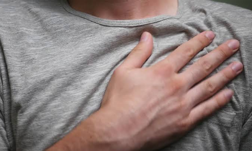 ഹൃദയമിടിപ്പ് അസാധാരണ ഗതിയിലോ? സംഗതി നിസ്സാരമല്ല