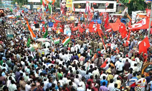 നിയമസഭാ തെരഞ്ഞെടുപ്പ്: സീറ്റ് ചർച്ചകൾ സജീവമാക്കി പാർട്ടികൾ