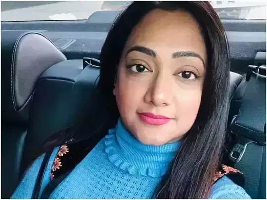 നടക്കാനോ, ഇരിക്കാനോ സാധിക്കാത്ത അവസ്ഥ, വേദന മൂലം ഉറക്കം പോലുമുണ്ടായില്ല; രോഗാവസ്ഥയെക്കുറിച്ച് മന്യ