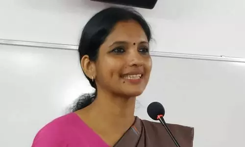 വട്ടിയൂര്‍കാവിൽ ജ്യോതി വിജയകുമാര്‍ പരിഗണനയില്‍; 6 സ്ഥാനാര്‍ഥികളെ തീരുമാനിക്കാന്‍ കോണ്‍ഗ്രസില്‍ തിരക്കിട്ട നീക്കം