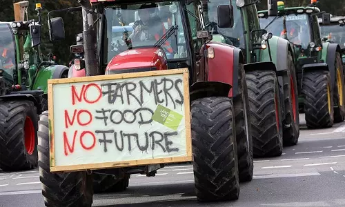 ഫാ൪മേഴ്സ് എഗെയ്ൻസ്റ്റ് ബിജെപി; ബിജെപിക്കെതിരെ പ്രത്യേക പ്രചാരണ പരിപാടികൾ നടത്താൻ ക൪ഷക സംഘടനകള്‍