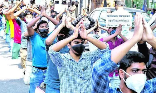 പി.എസ്.സി വിഷയത്തില്‍ മന്ത്രിതല ചര്‍ച്ച ഇന്ന്