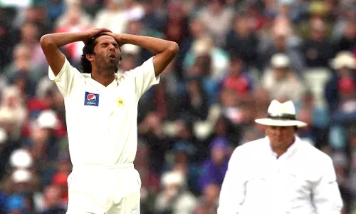 ആസിഫ്, സ്വയം നശിപ്പിച്ച വഞ്ചകന്റെ കഥ