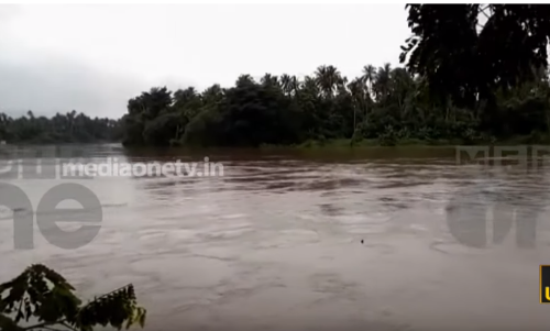 ചാലിയാറിന്റെ തീരത്ത് അതീവ ജാഗ്രതാ നിര്‍ദേശം  