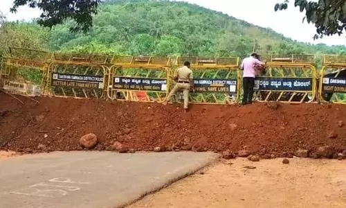 കേരളത്തില്‍ നിന്നുള്ളവര്‍ക്ക് നിയന്ത്രണം; കര്‍ണാടക സര്‍ക്കാറിനെതിരെ രൂക്ഷ വിമര്‍ശനവുമായി ഹൈക്കോടതി