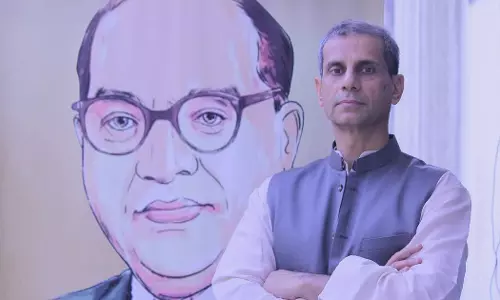 അഭിഭാഷകൻ മഹ്‌മൂദ്‌ പ്രാചയുടെ ഓഫീസിൽ വീണ്ടും പൊലീസ് റെയ്ഡ്