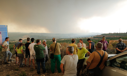 ഫ്രാൻസിൽ കനത്തചൂട്; രാജ്യത്ത് റെഡ് അലര്ട്ട് പ്രഖ്യാപിച്ചു ഫ്രാൻസിൽ കനത്തചൂട്; രാജ്യത്ത് റെഡ് അലര്ട്ട് പ്രഖ്യാപിച്ചു