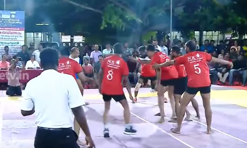 മുഖ്യമന്ത്രിയുടെ ദുരിതാശ്വാസ നിധിയിലേക്ക് പണം കണ്ടെത്താന്‍ നടത്തുന്ന കൊല്ലം ഫോര്‍ കേരള കായികോത്സവം