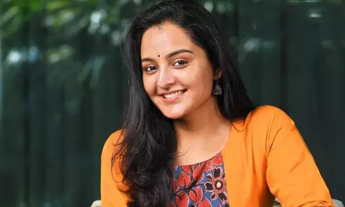 കരിയറിലെ ആദ്യ ഹിന്ദി ചിത്രവുമായി മഞ്ജു വാര്യര്‍