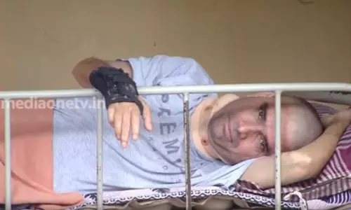 സ്നേഹസ്പര്‍ശം