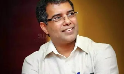 വിമാനത്തിലിരുന്ന് കണ്ടത് ദൃശ്യം2 വ്യാജ പതിപ്പോ? വിശദീകരണവുമായി അബ്ദുള്ളക്കുട്ടി