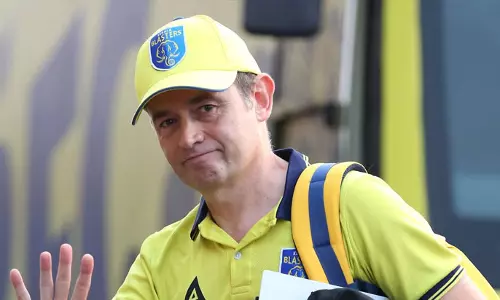 കിബുവിന് പകരക്കാരന്‍ ബാഴ്‌സയിൽ നിന്ന്? ബ്ലാസ്റ്റേഴ്‌സ് പരിശീലക പട്ടികയിൽ ഇവർ