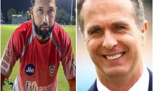 മുബൈ ഇന്ത്യന്സാണ് ഇന്ത്യന് ടീമിനെക്കാള് മികച്ചത്-ഇന്ത്യയെ ട്രോളി വോണ്; തിരിച്ചടിച്ച് വസീം ജാഫര് മുബൈ ഇന്ത്യന്സാണ് ഇന്ത്യന് ടീമിനെക്കാള് മികച്ചത്-ഇന്ത്യയെ ട്രോളി വോണ്; തിരിച്ചടിച്ച് വസീം ജാഫര്