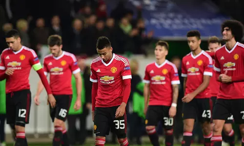 മാഞ്ചസ്റ്ററിനെ വിടാതെ ‘എവേ മാന്ഡ്രേക്ക്’!, ജയമില്ലാതെ പിന്നിട്ടത് 10 കളികള്! മാഞ്ചസ്റ്ററിനെ വിടാതെ ‘എവേ മാന്ഡ്രേക്ക്’!, ജയമില്ലാതെ പിന്നിട്ടത് 10 കളികള്!