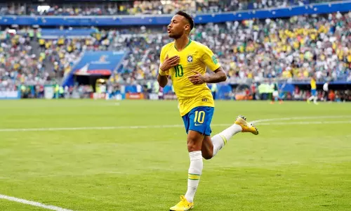 ഹോട്ടലില്‍ വിളിച്ചുവരുത്തി പീഡിപ്പിച്ചു; നെയ്മറിനെതിരെ ബലാത്സംഗക്കേസ്‌ 