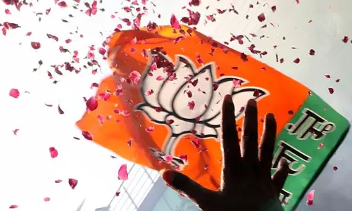 ഗുജറാത്ത് തദ്ദേശ തെരഞ്ഞെടുപ്പ്; ബിജെപിക്ക് വൻ മുന്നേറ്റം, വീണ്ടും ചിത്രത്തിലില്ലാതെ കോൺഗ്രസ്