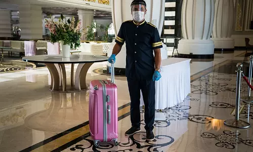 കുവൈത്തിലെത്തുന്നവർക്ക് നിർബന്ധിത ഹോട്ടൽ ക്വാറന്‍റൈന്‍; അഞ്ച് വിഭാഗങ്ങള്‍ക്ക് ഇളവ്